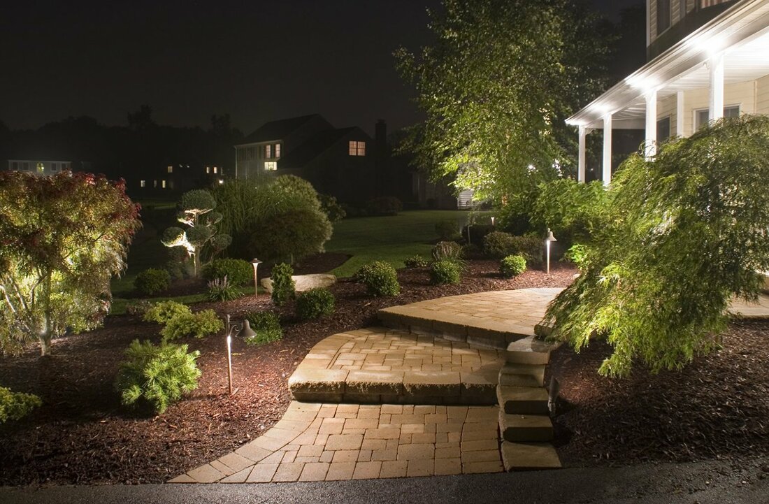 Schedule a demo of your own personal outdoor lighting custom designed for your home!